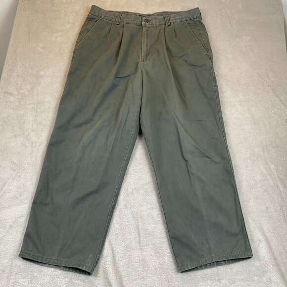 Dockers Men's Pants Size 35x26 Chino Classic Pleated Straight Leg Casual Green - Picture 9 of 10